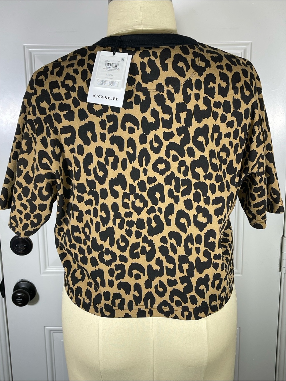 Coach New York Leopard Logo Crop Tee - Picture 4 of 11